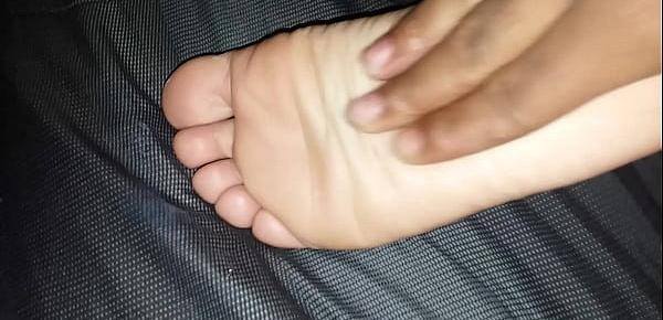  Size 10 soles get rubbed with lotion